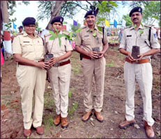 Massive plantation was done by SP, Ad SP, RI, and CSP at the district headquarters