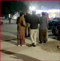 Two girls roaming around posing as policemen arrested, they were looking for victims