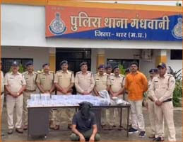 8 people were given jobs to stop illegal arms manufacturing and smuggling and to bring them into the mainstream of society