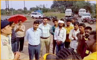 Protest at KSS Hospital, biased politics visible in the protest