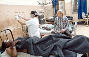 Bus falls into 20 feet deep ditch, 3 passengers killed, 9 injured, compensation of 2 lakh rupees