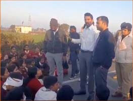 A protest erupted over poor food quality in the hostel, with 400 students taking to the streets.